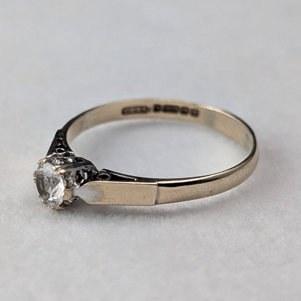 英国ヴィンテージ K9ゴールドリング ホワイトストーン 1.5g(15号) 指輪 C.L&S