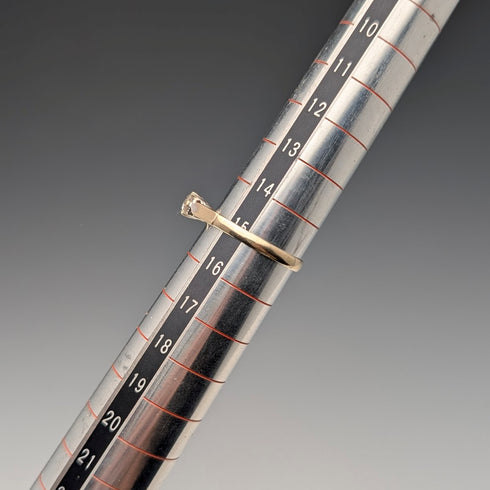 British Vintage K9 Gold Ring, White Stone, 1.5g (Size 15), Ring, CL&S