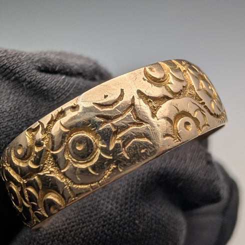1890s British Antique K18 Gold Belt Design Ring, 4.5g (Size 20)