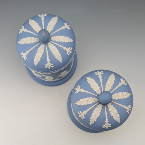 英国ヴィンテージ ウェッジウッド ジャスパーウェア製 ティーキャディーボックスペア