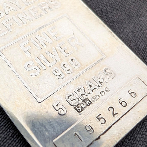 1981年 英國 純銀製 薄型錠狀吊墜附純銀項鍊 總重6g