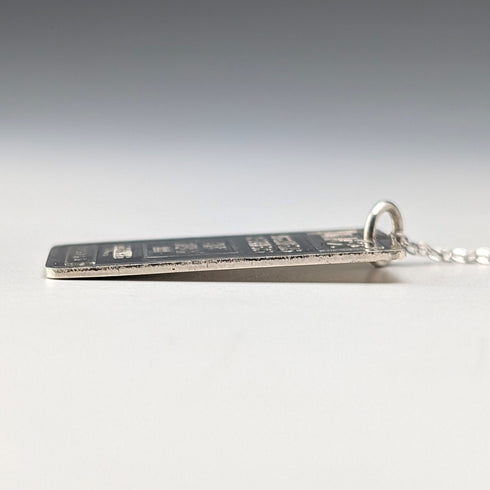 1981年 英國 純銀製 薄型錠狀吊墜附純銀項鍊 總重6g