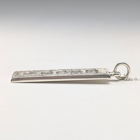 1977年 英國布里塔尼亞銀製 紀念金條吊墜 附純銀項鍊 總重14.3g