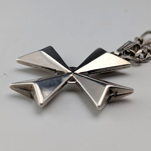 英国復古 純銀製馬爾他十字型墜飾 附純銀項鍊 總重14.3g