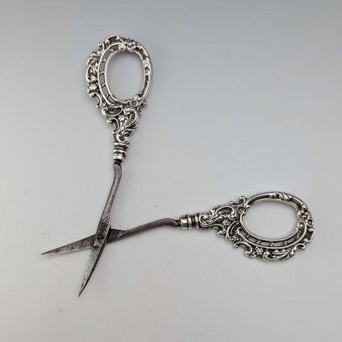 British Antique Pure Silver Handle Grooming Scissors Levi & Salaman