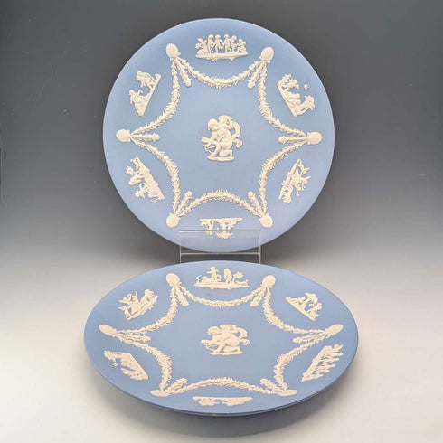 Pair of vintage Wedgwood Jasperware plates, Angel design, 22cm diameter, pale blue ②