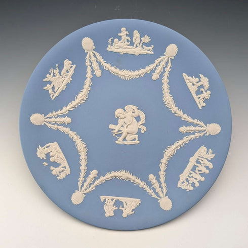 Pair of vintage Wedgwood Jasperware plates, Angel design, 22cm diameter, pale blue ②