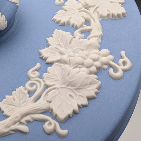 英国ヴィンテージ ウェッジウッド ジャスパーウェア製 丸型ボンボニエール ペールブルー