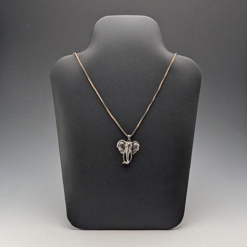 英国ヴィンテージ エレファントヘッド 純銀製ペンダント 純銀金メッキネックレス付 計19g