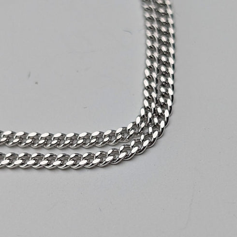 復古純銀橢圓形吊飾盒,搭配純銀項鍊,總重5.4克