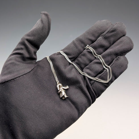 復古英式老煙鬥客純銀吊墜,搭配純銀項鍊,總重7.6克。