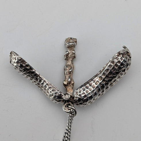 復古花生(內含猴子)純銀吊墜,搭配純銀項鍊,總重7.8克