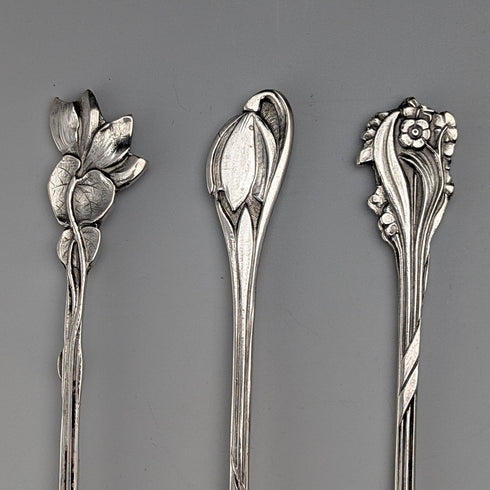Six early 20th century Dutch Continental silver coffee spoons, total weight 62g