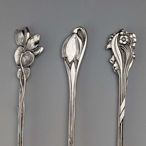 Six early 20th century Dutch Continental silver coffee spoons, total weight 62g