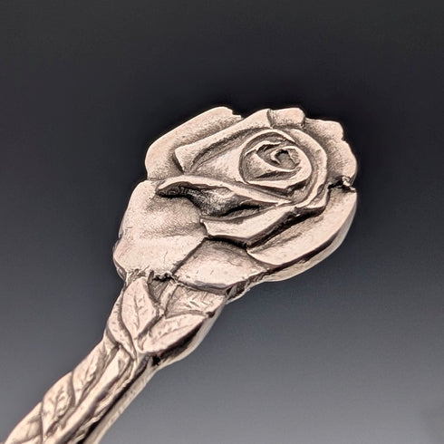 Six early 20th century Dutch Continental silver coffee spoons, total weight 62g