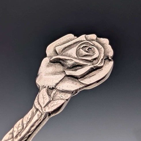 Six early 20th century Dutch Continental silver coffee spoons, total weight 62g