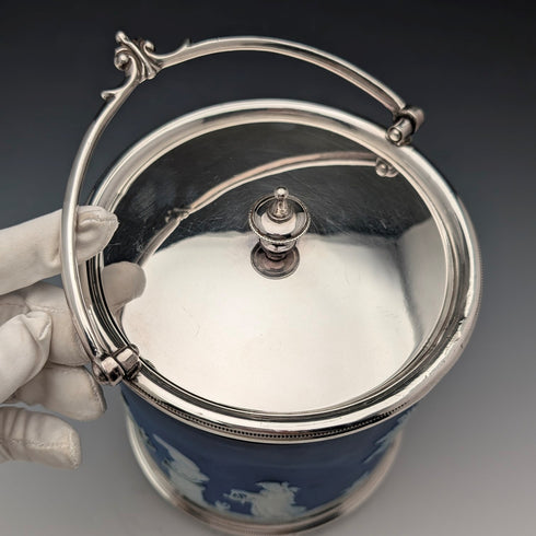 英国アンティーク ウェッジウッド ビスケットバレル ジャスパーウェア ロイヤルブルー