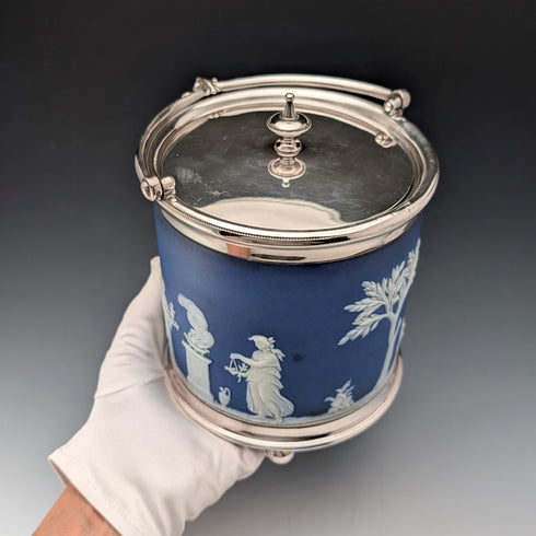 英国アンティーク ウェッジウッド ビスケットバレル ジャスパーウェア ロイヤルブルー