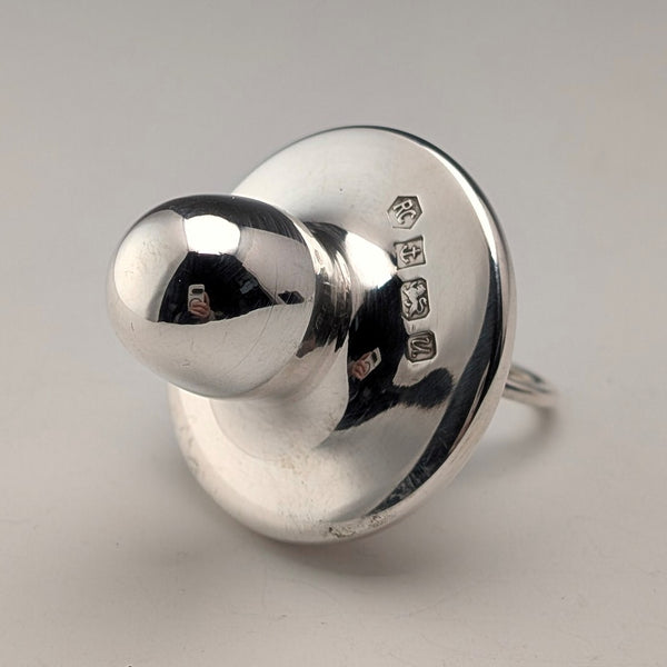 英国ヴィンテージ 純銀製おしゃぶり 19g Carr's of Sheffield