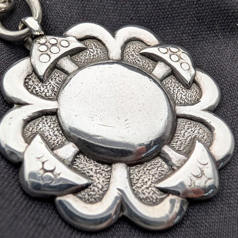 英国ヴィンテージ 純銀製ファンシーリンク ダブルアルバートチェーン 35g 純銀メダルフォブ