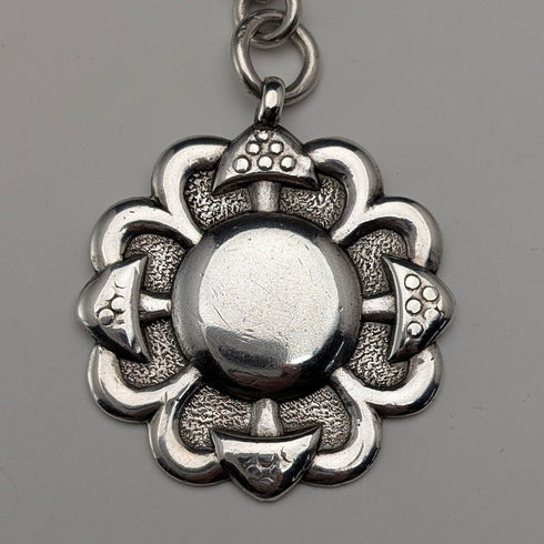 英国ヴィンテージ 純銀製ファンシーリンク ダブルアルバートチェーン 35g 純銀メダルフォブ