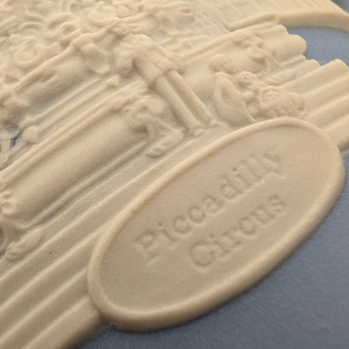 1971 British Wedgwood Jasperware Christmas Mug①