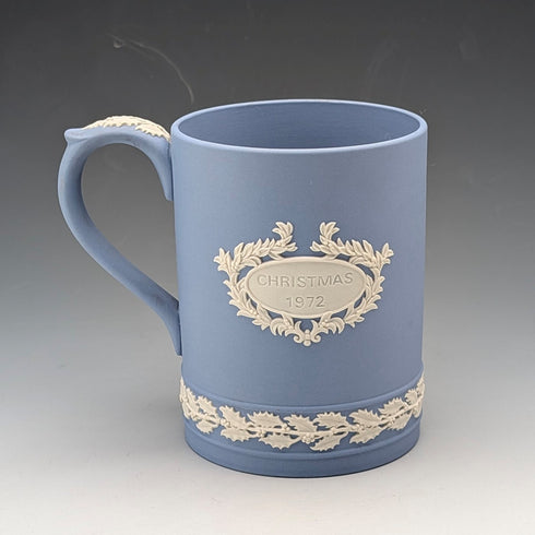 1972年 英国ウェッジウッド ジャスパーウェア製 クリスマスマグカップ