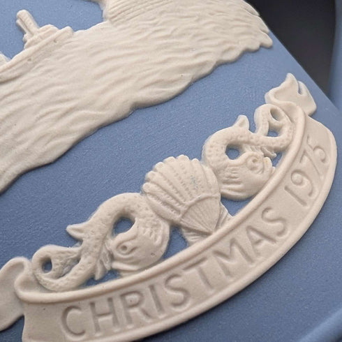 1975 British Wedgwood Jasperware Christmas mug