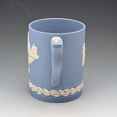 1973 British Wedgwood Jasperware Christmas mug