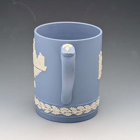 1973 British Wedgwood Jasperware Christmas mug