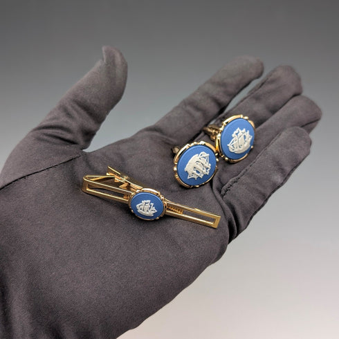 British Wedgwood cufflinks and tie clip with blue jasper sailing ship round cameo and gold-colored base case