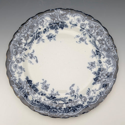 一對英國古董伯靈頓圖案半瓷餐盤,由韋奇伍德公司製造。