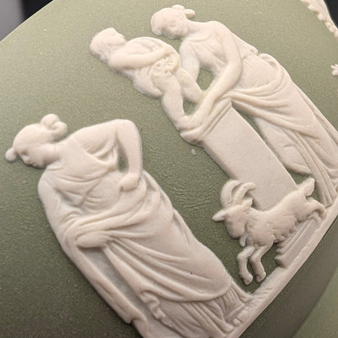 1978年 英国ヴィンテージ ウェッジウッド グリーンジャスパーウェア製 シュガーボウル ※蓋無し