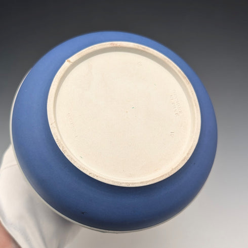 古董英國韋奇伍德餅乾桶 Jasperware 皇家藍色