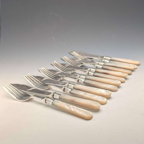 6對英國古董珍珠母貝甜點餐具,約1924年,Barker Bros出品