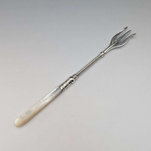 1900 British Antique Small Fork with Mother-of-Pearl Handle and Pure Silver Blade, William Devenport