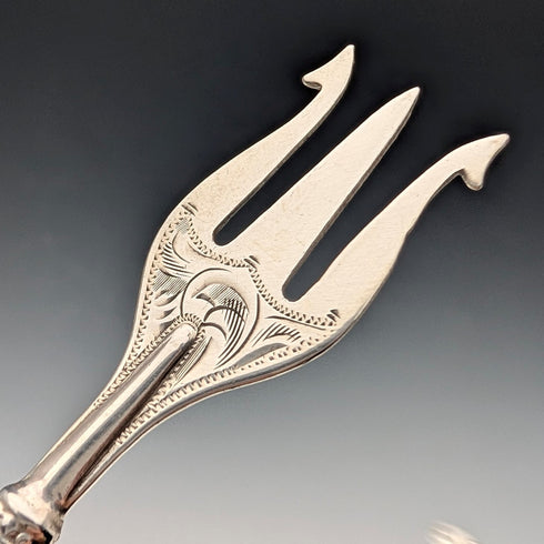 1900年英國古董小叉,珍珠母貝手柄,純銀叉刃,威廉‧德文波特