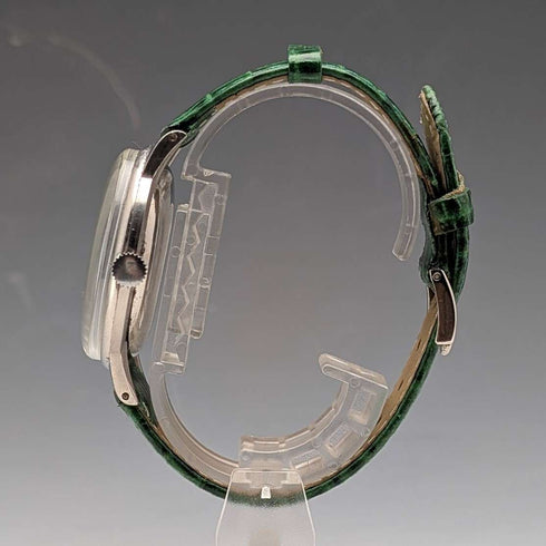 Circa 1943 Omega Ref. 2325/8 Men's Mechanical Wristwatch "Jumbo" Black Dial Green Strap Good Working Condition
