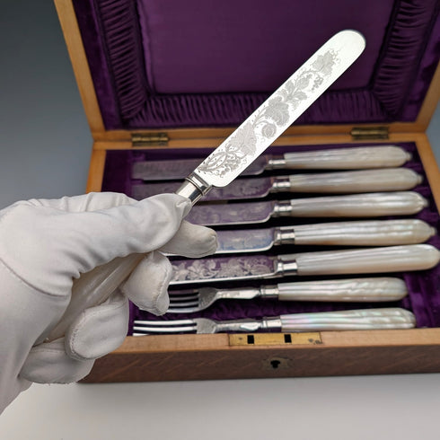 英国アンティーク 白蝶貝ハンドル 純銀装飾 カトラリー6ペア Thomas Turner ケース入