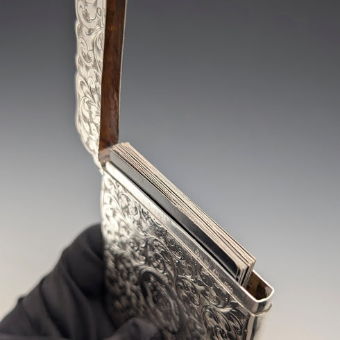 1896年 英国アンティーク スクロール装飾 純銀製カードケース 55g Frederick Marson