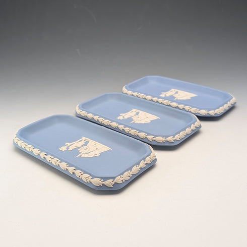 英国ヴィンテージ ウェッジウッド ジャスパーウェア製 ピントレイトリオ