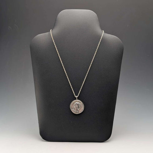 British Vintage Sterling Silver Ancient Roman Coin Replica Pendant with Sterling Silver Necklace, 28g Total