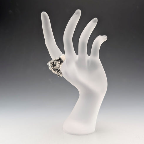 ヴィンテージ エレファントヘッドデザイン 純銀製リング (16.5号)指輪