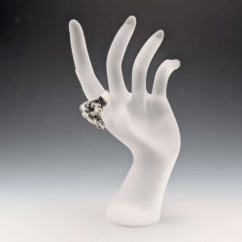 Vintage Elephant Head Design Sterling Silver Ring (Size 16.5)