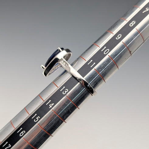 Vintage sterling silver drop-shaped blue cubic zirconia ring (size 12)