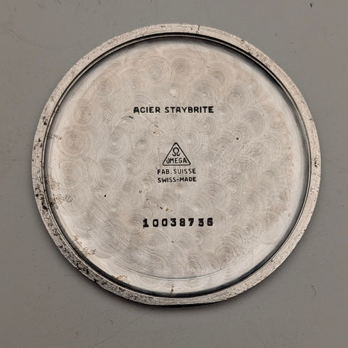 約1946年歐米茄男士機械腕錶,Cal. 30T2PC機芯,蜘蛛耳式錶耳,黑色錶盤,走時良好