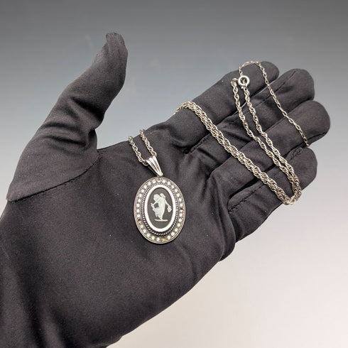 英國復古韋奇伍德純銀鑲嵌黑碧玉吊墜,搭配純銀鍊