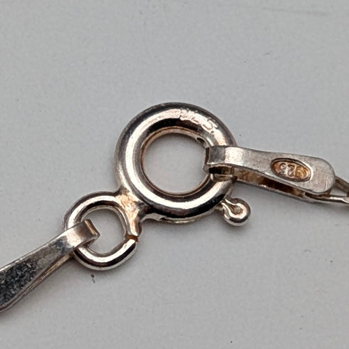 1977 British Vintage Sterling Silver Jubilee Ingot Pendant with Sterling Silver Chain, 30.3g Total