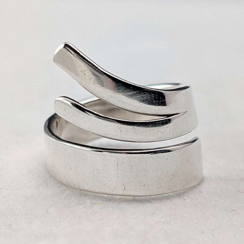 Vintage sterling silver spiral wrap ring (size 14)