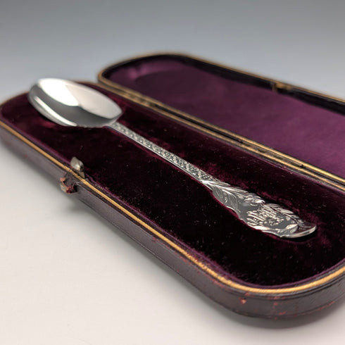 1890年 英国アンティーク 純銀製 クリスニングスプーン 24g Stokes&Ireland ケース入